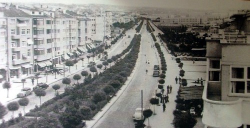 Ankara-Atatürk_Bulvarı_1940'lı yıllar